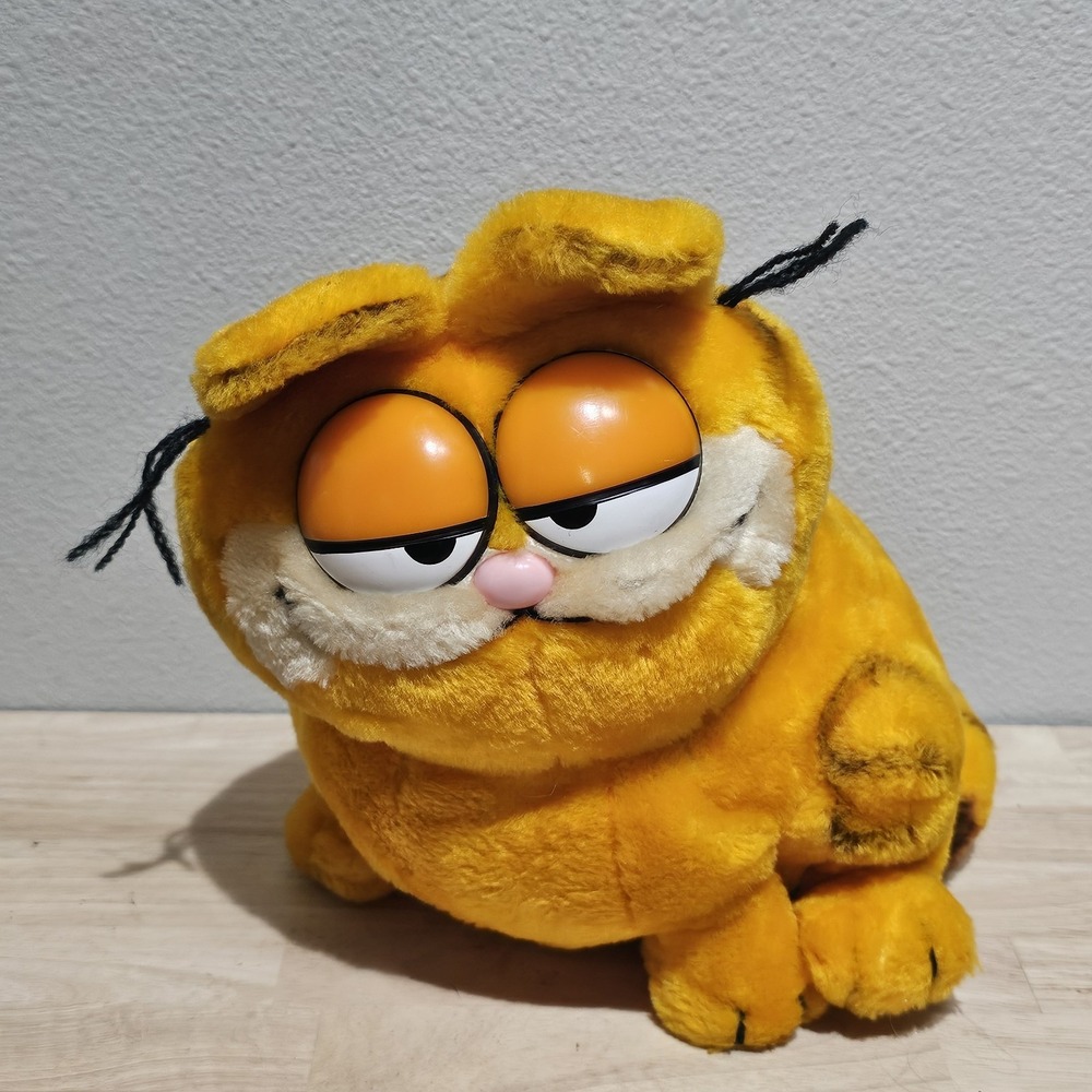 Vintage Garfield Plush Dakin United Feature Syndicate 6 In. Stuffed Animal 1981